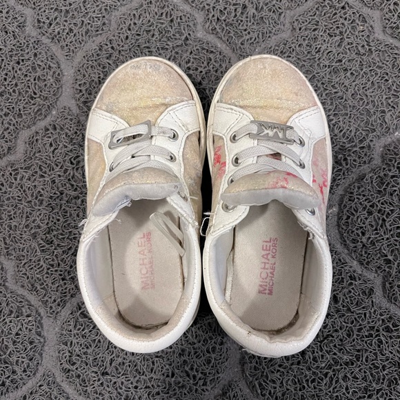 MICKAEL KORS shoes (7C) - Picture 2 of 5